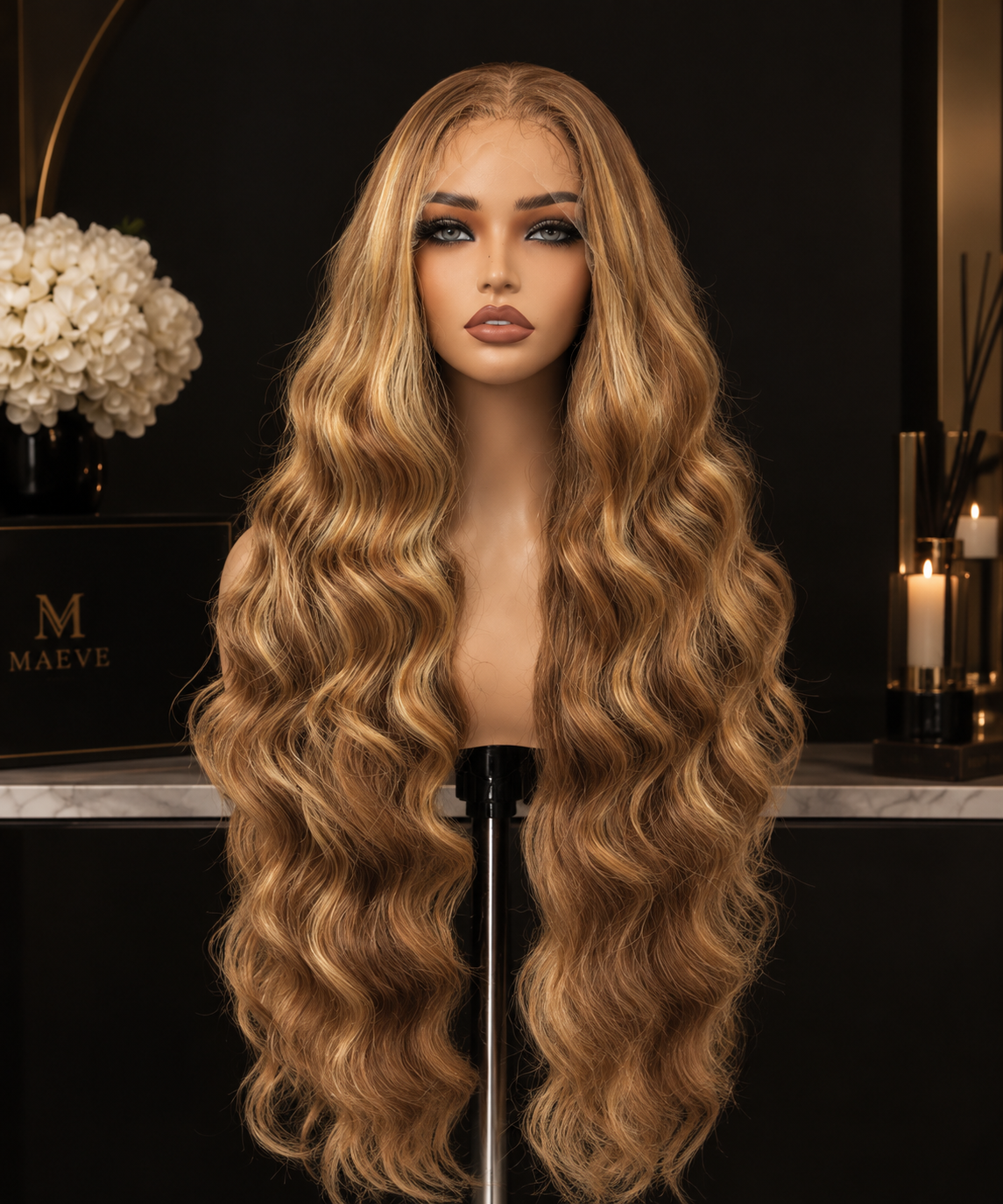 SIENNA- 32" Dirty Blonde